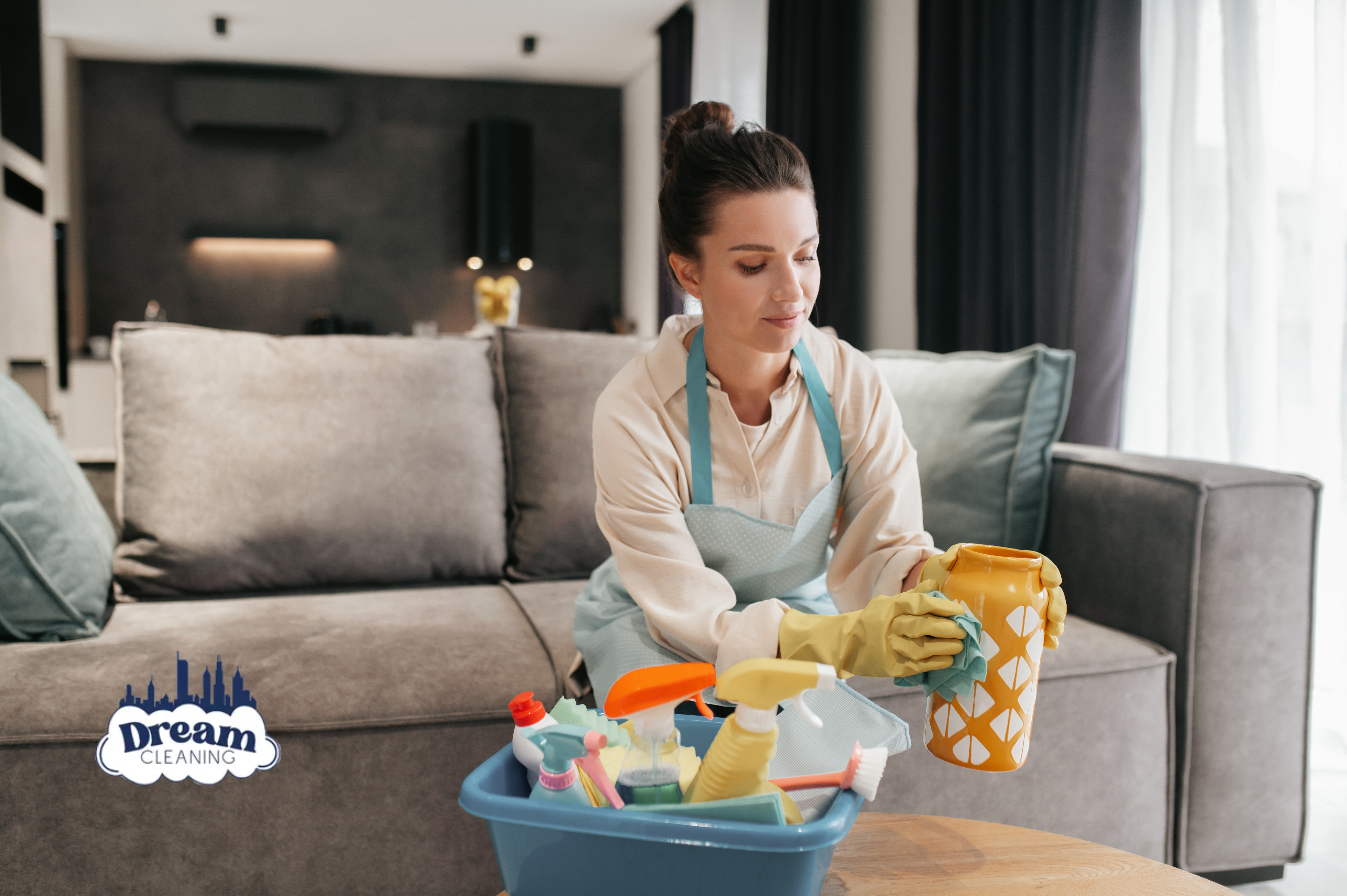 How to Deep Clean Your Home Before Moving Out